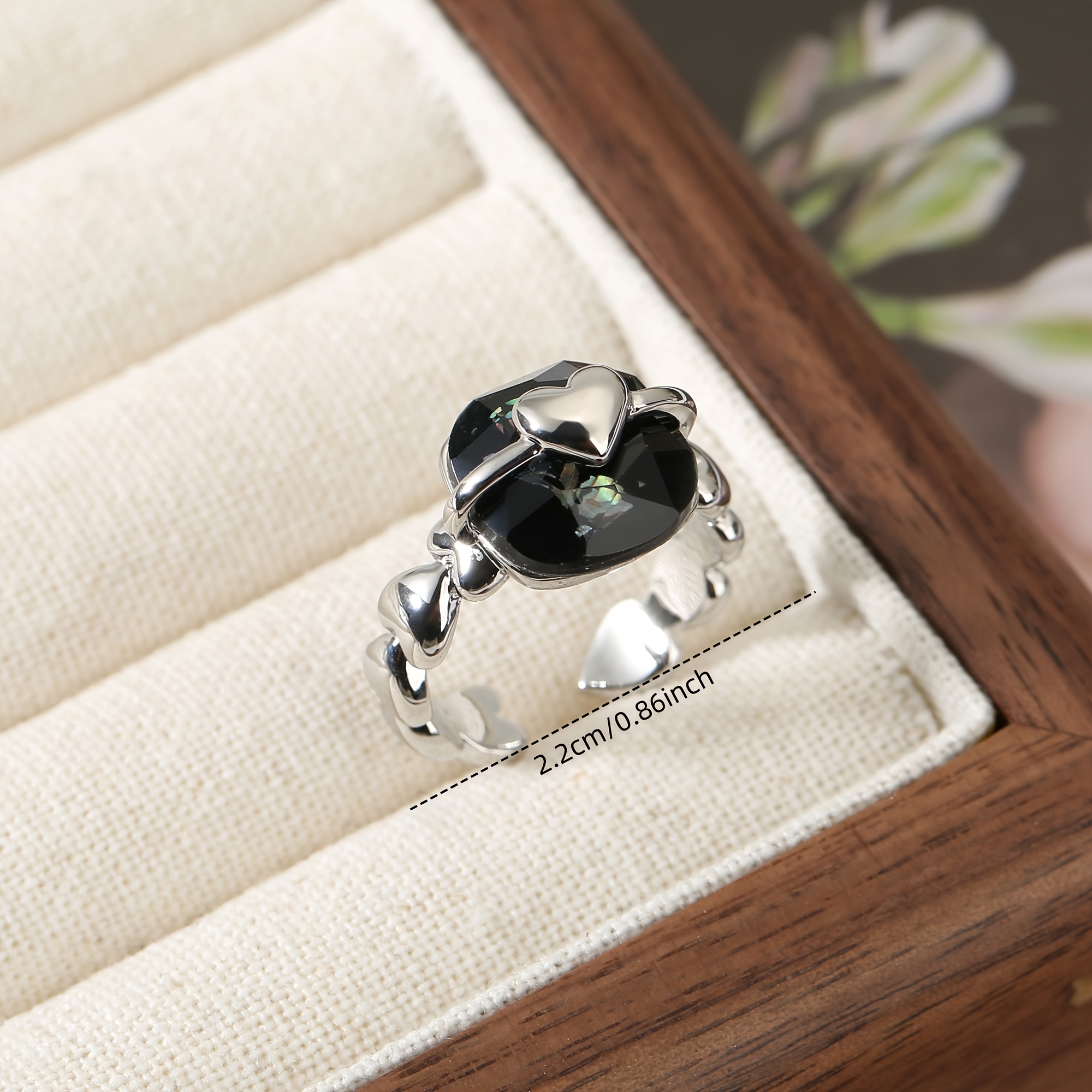 Unisex Adjustable Copper Leopard Tail Ring with Synthetic Zirconia